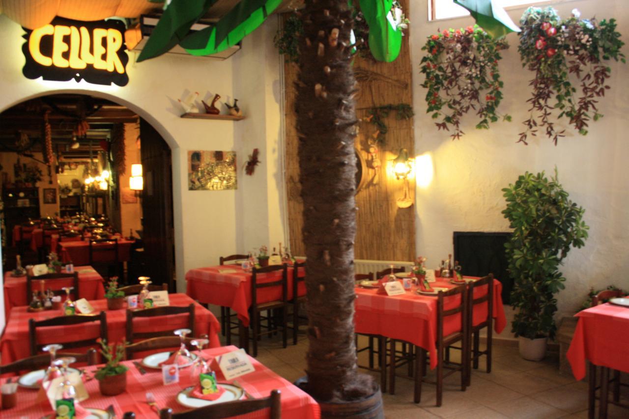 Hotel La Brasa De Riudarenes Extérieur photo
